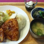 川口商店 - アジフライとイカフライ ランチ