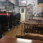 黒崎一番 - 店内。