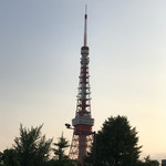 とろさば料理専門店 SABAR - 【2017年06月】夕方の東京タワーを眺めながら店舗へ。