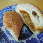 ホシノ天然酵母パン　バリー - ココナッツ野菜カレーパン