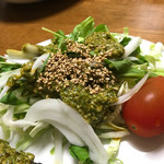 八紘学園 農産物直売所 - 【2017年07月】バジルソース、たっぷりかけちゃった(笑)。