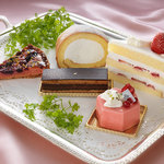 Cake set 1,500 yen (tax included) ~