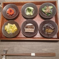 USHIGORO S. NISHIAZABU - まずは旬野菜から。どれも一工夫されています。