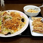 リンガーハット - 皿うどんがっつりセット1069円+麺大盛86円