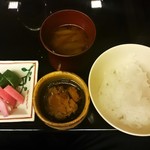 にくの匠 三芳 - 〆　お肉の昆布巻き､ご飯､味噌汁､漬物