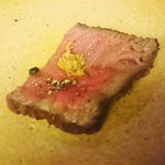 にくの匠 三芳 - 和牛ステーキ　神戸牛ロース　山わさび