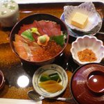 レストラン マグノリア - 海鮮三色丼