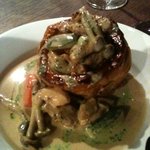 ﾊﾟｲ包み焼き。濃い目の味です。