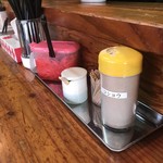 ラーメン壱好 - 卓上。