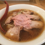 麺や 七彩 - 喜多方らーめん(醤油)
