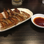 呼び戻しとんこつ 光四郎 - 餃子（10個入り）