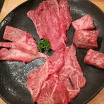 焼肉問屋 牛蔵 - 