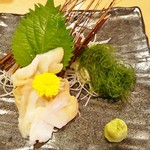 Numadu Uogashi Zushi Nagare Zushi - つぶ貝刺身。