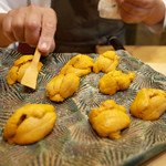 初音鮨 - ムラサキウニ 礼文島