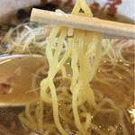 麺武 はちまき屋 - 2017年7月
            黄金色の麺