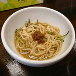 拉麺一匠 DEAD OR ALIVE - 味変は別皿で