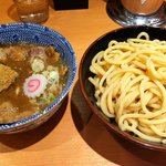 六厘舎 - つけ麺850円＋豚300円　2011.02