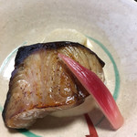 つる幸 - ブリの味噌漬け焼き白子ソース和え