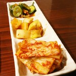 韓’S - キムチ盛り合わせ。