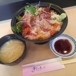 すしざんまい - 日替わり丼（本鮪づけ丼）味噌汁、珈琲付 1000円（税別）