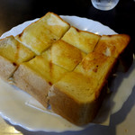 グリル佐久良 - 厚切りトースト300円
