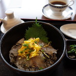 レストラン AOSIS - 料理写真:鯛の漬け丼