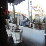 ル・ジャルダン・ブルー - 2011/2 カウンター席からテラス