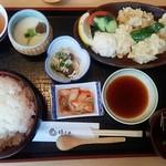 錦果楼 - とり天御膳定食1300円