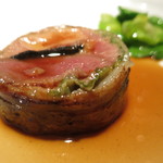 銀座 レカン - 仔鳩とキャベツ　フォアグラとトリュフのクレピネット　仔鳩のジュとコニャックのソース　空豆とモロッコインゲン豆