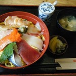 Oshiyokuji dokoro kaachan - 海鮮丼@1,000
