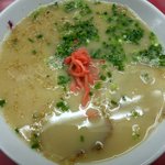 長浜ラーメン - 紅ショウガとゴマをオン！