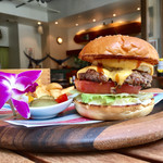 Aloha Dining Lure's Lana - 