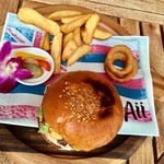 Aloha Dining Lure's Lana - 