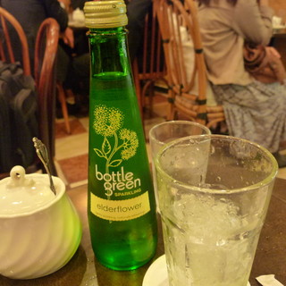 カフェ ピエロ・ド・ピエロ_1