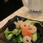 中国美食 唐苑酒楼 - 蝦と青菜の塩炒め