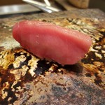 寿しの吉乃 - 中トロ鞍掛け