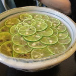 蕎茶亭まるやま - すだちそばは、白醤油の甘汁