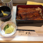 炭焼うなぎ 加茂 - うな重・上　　　3,200円　