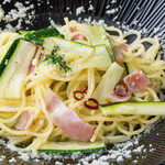 本町バル Amico - 季節限定や日替わりの生パスタもお見逃しなく！