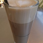 Cafe Europa 1989 - カフェラテ