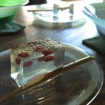 大佛茶廊 - シンプルな錦玉羹・小豆が可愛い♡