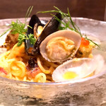 創作イタリアン Gemelli - 貝 ぷりぷり 白ワインといい感じ