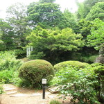 Rura Ruhausu - 庭の様子