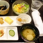 高知サンライズホテル - 和朝食