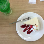 キッズレストラン - ケーキセットの空中写真