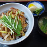 寿々喜 - きじ焼丼