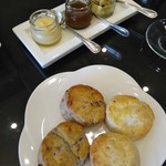 アートグレイス大宮璃宮 - 