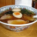 はし軒 - ラーメン 600円、味付玉子 100円