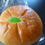 Pan koubou tsukihara - みかんあんパン