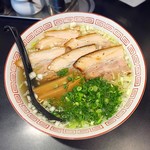 ヘルズキッチン - 【限定】大陸系豚清湯ソバ 750円